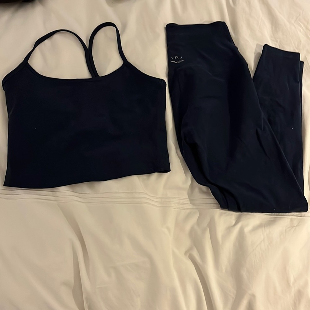 Beyond Yoga Set